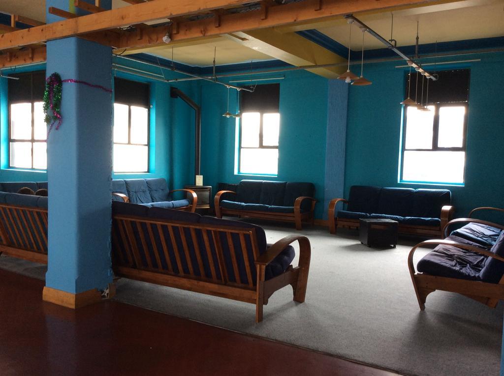 Wild Zebra Backpackers Hostel เวลลิงตัน ภายนอก รูปภาพ