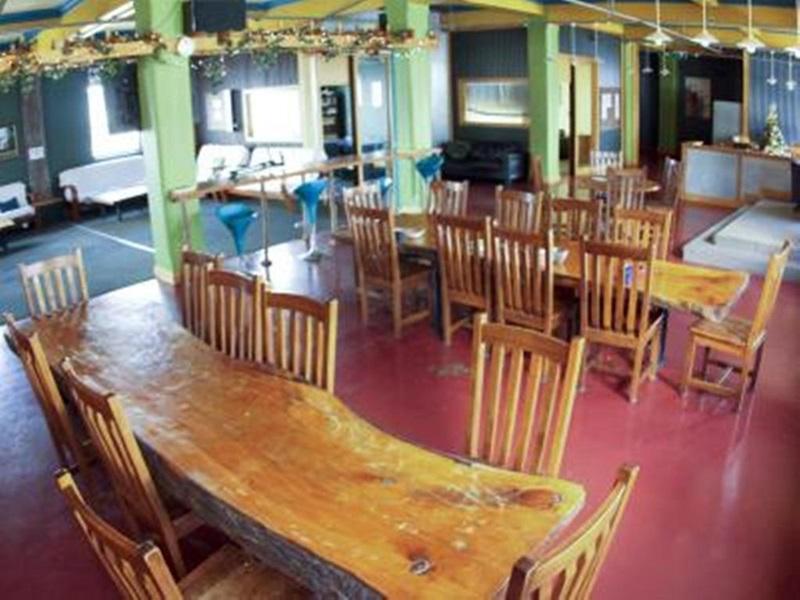 Wild Zebra Backpackers Hostel เวลลิงตัน ภายนอก รูปภาพ